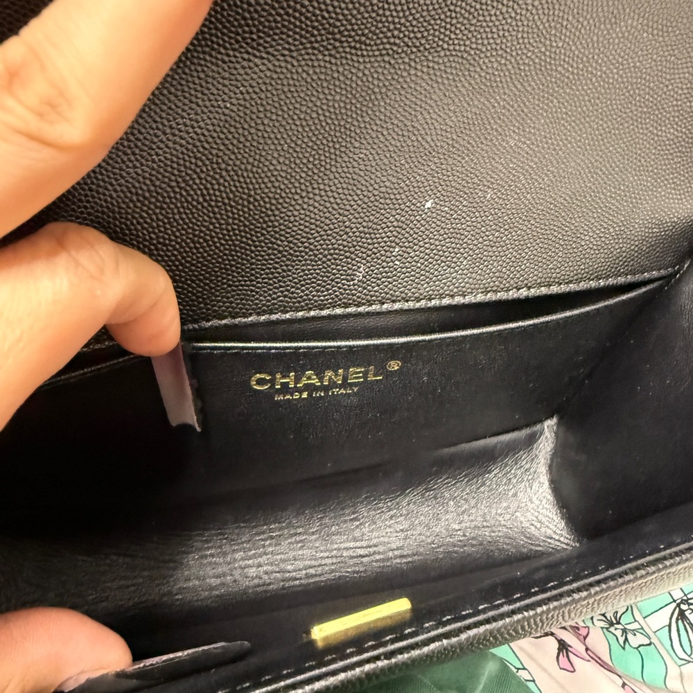 Chanel Black Quilted Leather Boy Bag - Picture 12 of 15